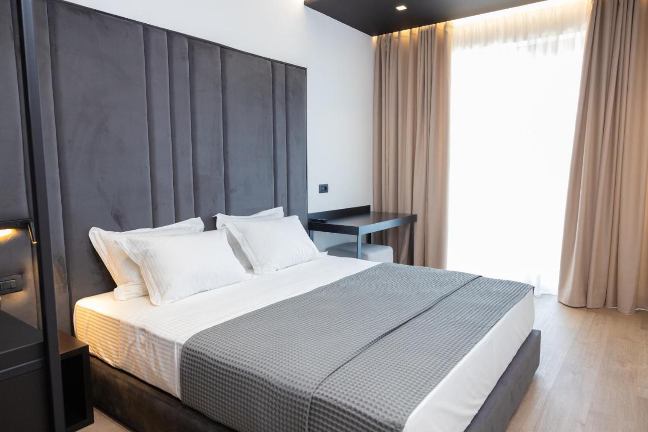 Lans Hotel Ksamil Luaran gambar
